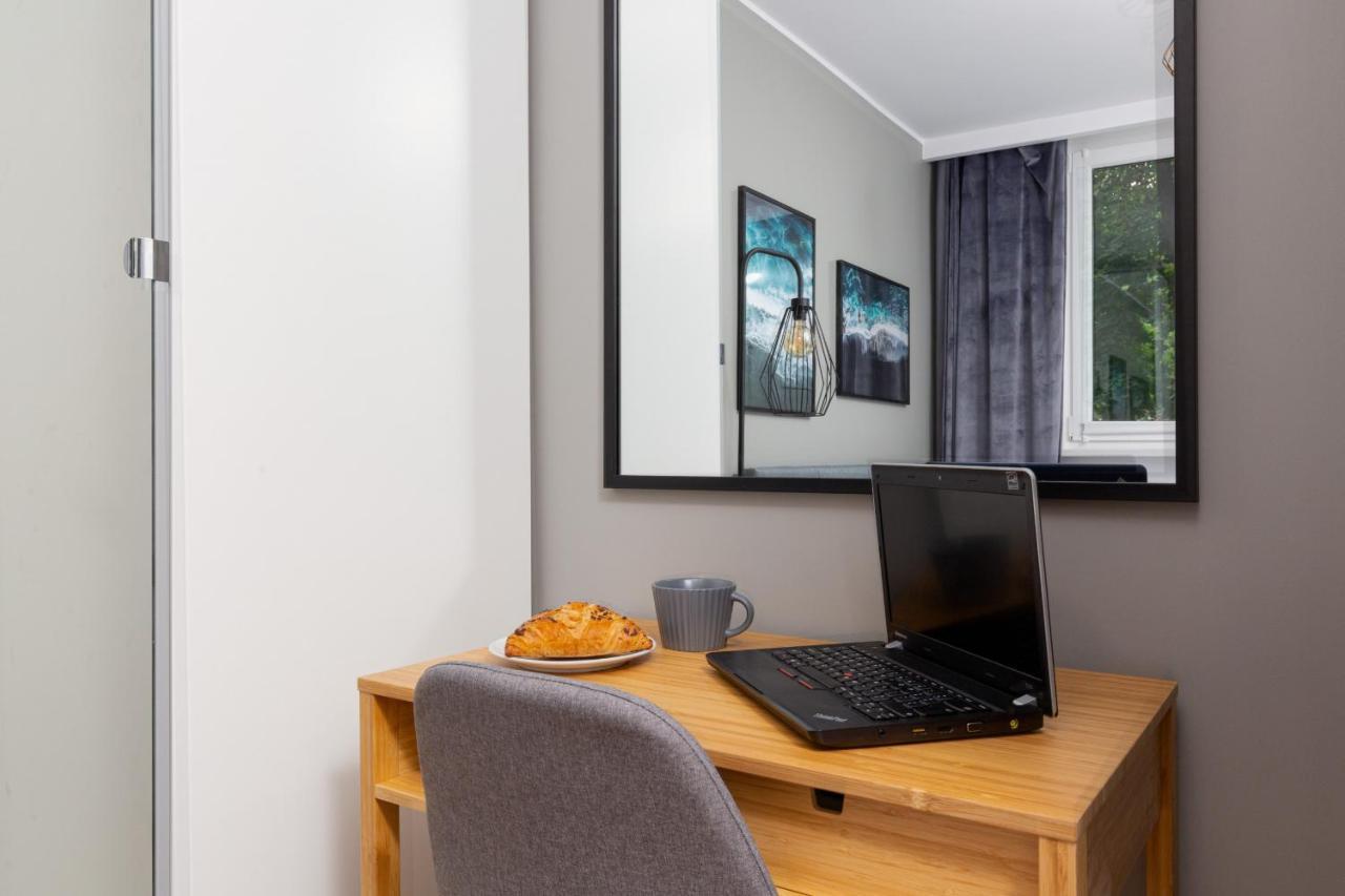 Beautiful Two-Bedroom Apartment Warsaw Bielany By Noclegi Renters Exterior photo